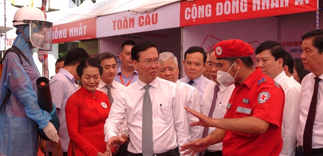 Chủ tịch nước Võ Văn Thưởng phát động Tháng Nhân đạo