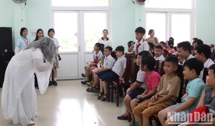 Yêu Sơn Trà qua chương trình nghệ thuật “Voọc ơi, khỉ ơi”