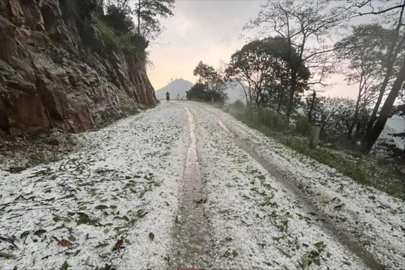 Chuyên gia lý giải về nguyên nhân gây mưa đá khốc liệt