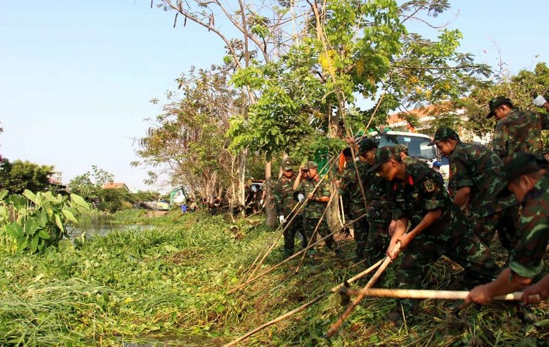 Tuổi trẻ Thành phố Hồ Chí Minh ra quân Ngày Chủ nhật xanh