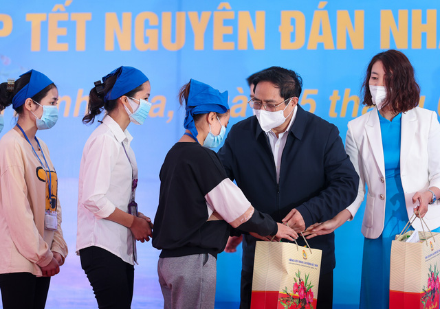 Thủ tướng Phạm Minh Chính: Tổ chức Tết vui tươi, an toàn, lành mạnh, tiết kiệm và tình nghĩa cho nhân dân
