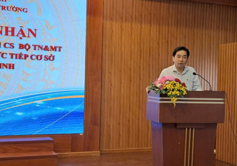 Bàn giao 5 Công đoàn Khối cơ sở về Công đoàn Bộ TN&MT