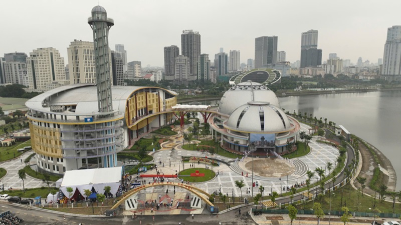 Khánh thành Cung Thiếu nhi Hà Nội, gắn biển công trình chào mừng 70 năm Giải phóng Thủ đô