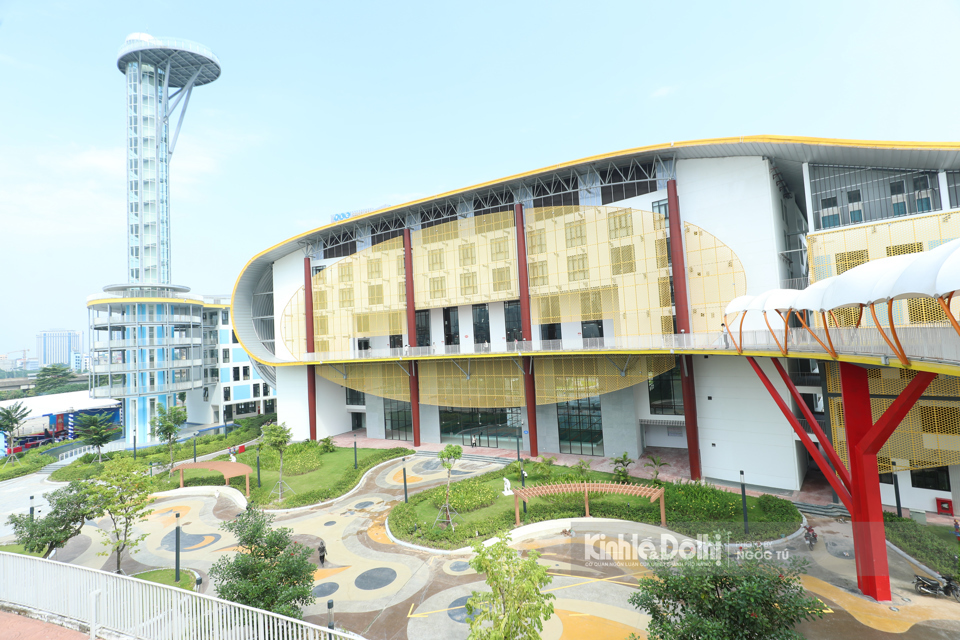 Khánh thành Cung Thiếu nhi Hà Nội, gắn biển công trình chào mừng 70 năm Giải phóng Thủ đô