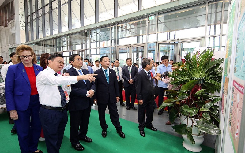 Bộ Tài nguyên và Môi trường Kỷ niệm 20 năm thành lập và đón nhận Huân chương Lao động Hạng Nhất