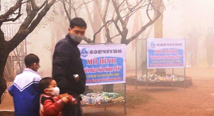 Độc đáo mô hình 'biến rác thải thành tiền' của phụ nữ Thanh Hóa