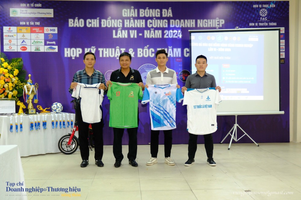 Bốc thăm chia bảng giải bóng đá “Báo chí đồng hành cùng doanh nghiệp” lần VI - năm 2024