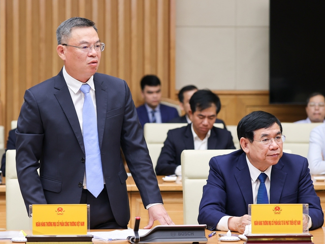 Thủ tướng nhấn mạnh thông điệp quan trọng khi gặp mặt lãnh đạo các ngân hàng