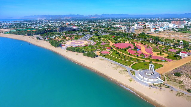 Quỹ đất ven biển và những bất cập trong quy hoạch đô thị biển
