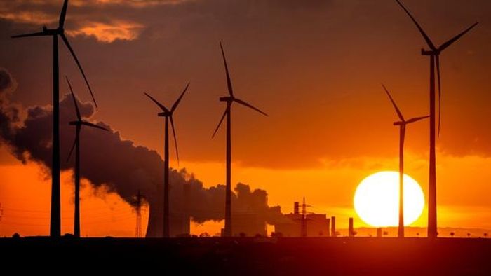 Năm 2022: Thế giới 'xoay trục' sang định hướng năng lượng sạch