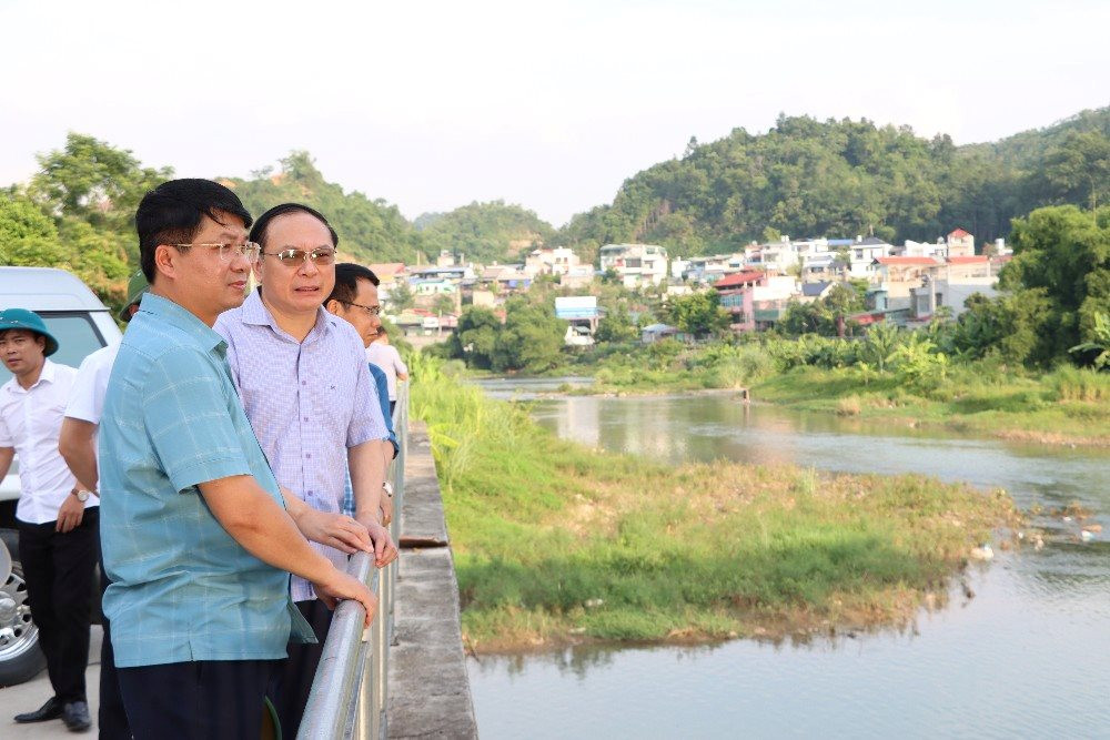 Thứ trưởng Bộ TN&MT Lê Công Thành và Đoàn công tác PCTT kiểm tra thực địa tại Bắc Kạn