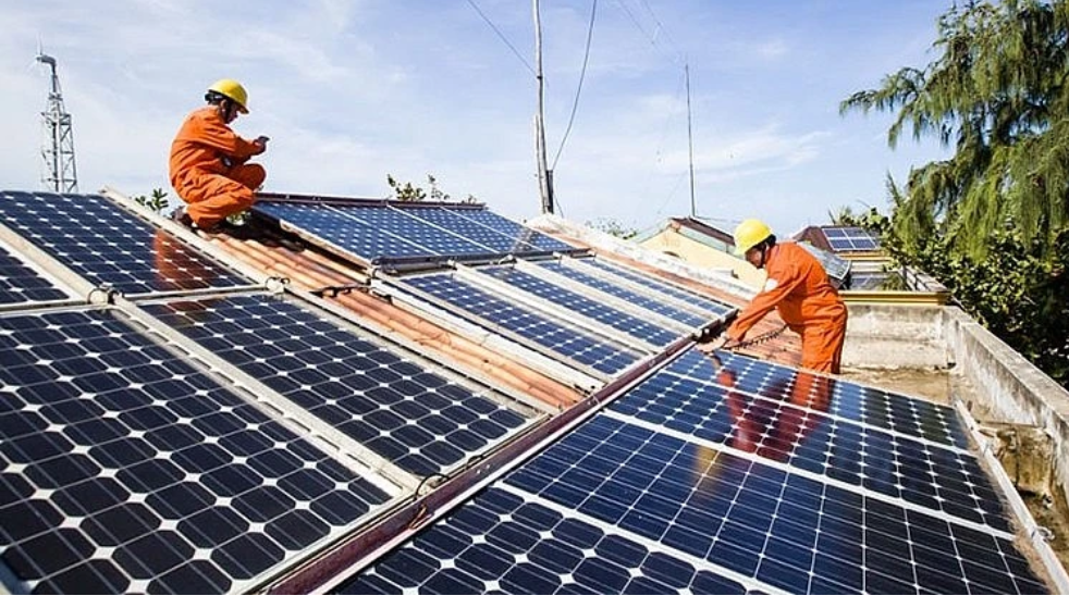 Giải pháp cho điện mặt trời mái nhà trong các khu công nghiệp