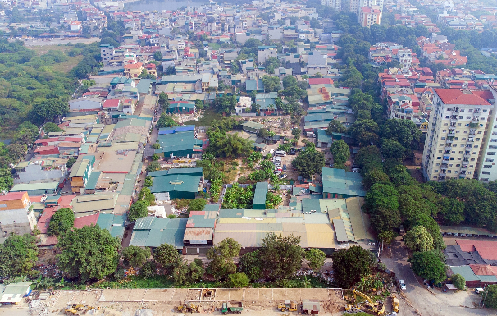 Hà Nội: Quy hoạch công viên hồ điều hòa biến thành nhà xưởng, nhà tạm