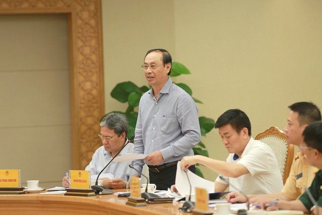 Các phương tiện khi đã lăn bánh là phải an toàn