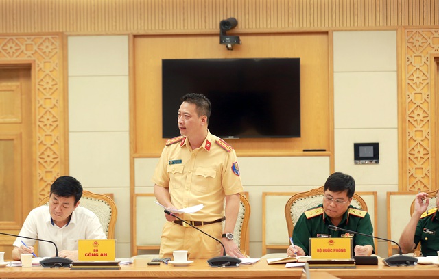 Các phương tiện khi đã lăn bánh là phải an toàn