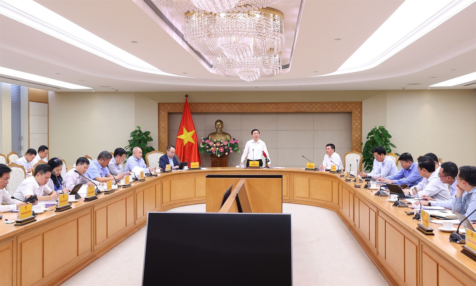 Khuyến khích phát triển điện mặt trời mái nhà là chủ trương nhất quán