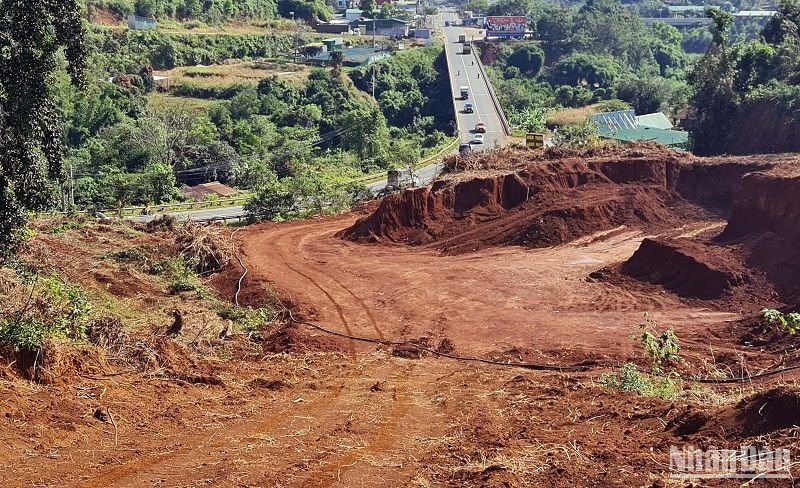 Đắk Nông xử phạt 56 vụ khai thác khoáng sản trái phép