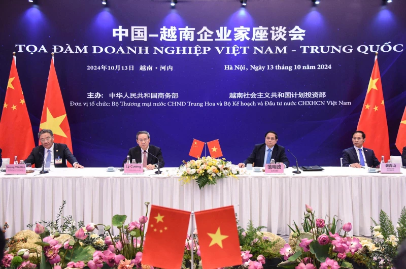 Việt Nam-Trung Quốc tăng cường hợp tác cùng có lợi, chung tay kiến tạo tương lai