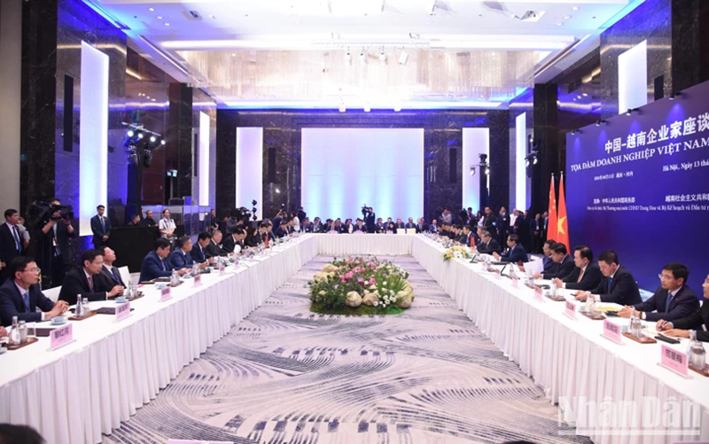 Việt Nam-Trung Quốc tăng cường hợp tác cùng có lợi, chung tay kiến tạo tương lai