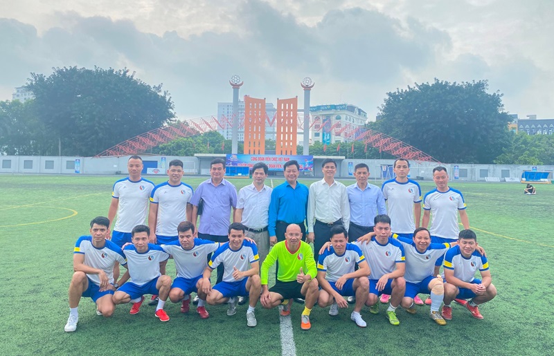 Đội bóng đá Bộ TN&MT giành vô địch Giải bóng Công đoàn Viên chức Việt Nam 2024