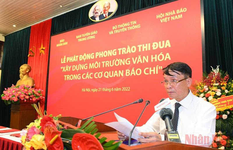 Phát động phong trào thi đua “Xây dựng môi trường văn hóa trong các cơ quan báo chí”