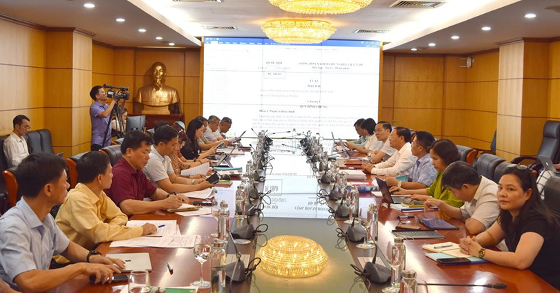 Bộ TN&MT làm việc với một số Bộ, ngành để hoàn thiện Dự án Luật Đất đai (sửa đổi)