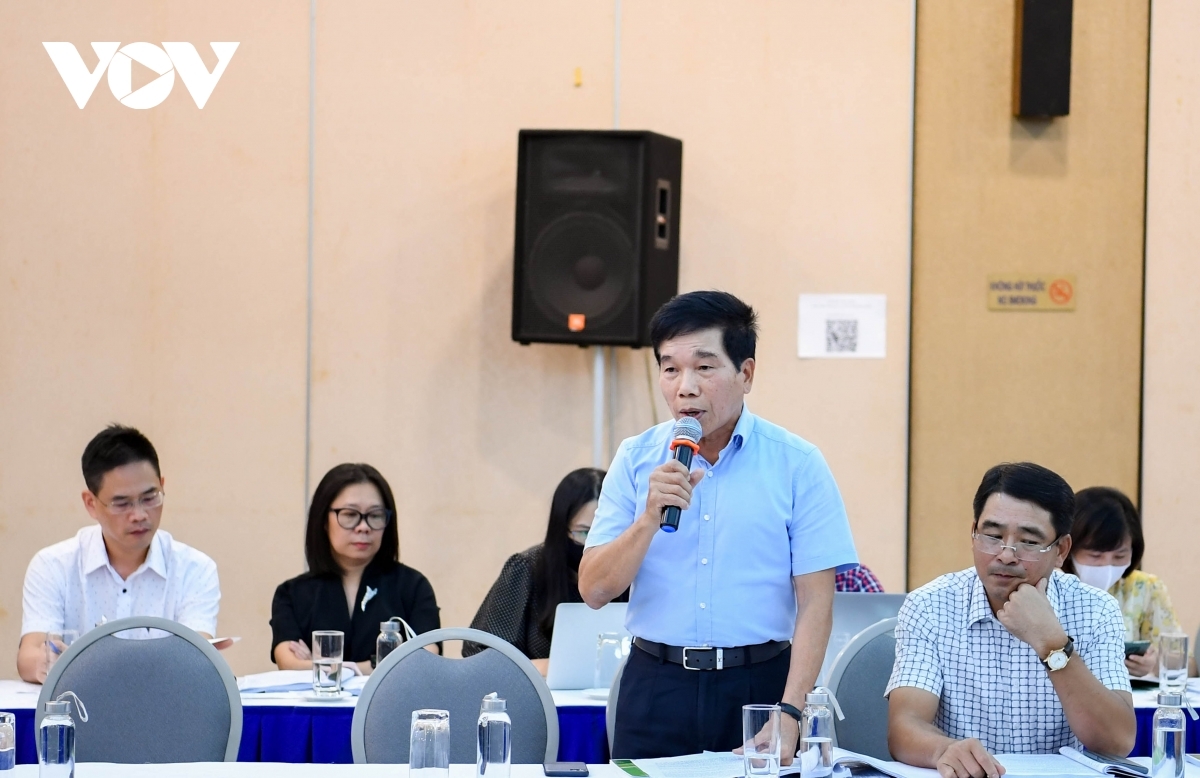 Công khai bảng giá đất vào ngày 1/1 hàng năm có phù hợp?