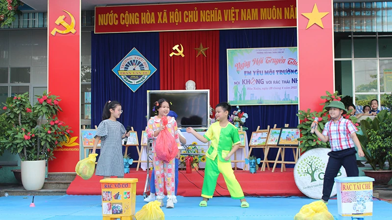 Khởi động dự án giảm sử dụng nhựa một lần trong trường học