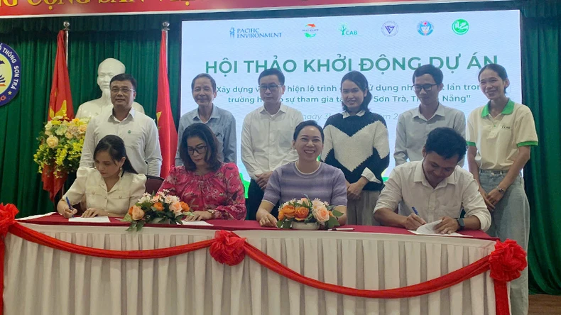 Khởi động dự án giảm sử dụng nhựa một lần trong trường học