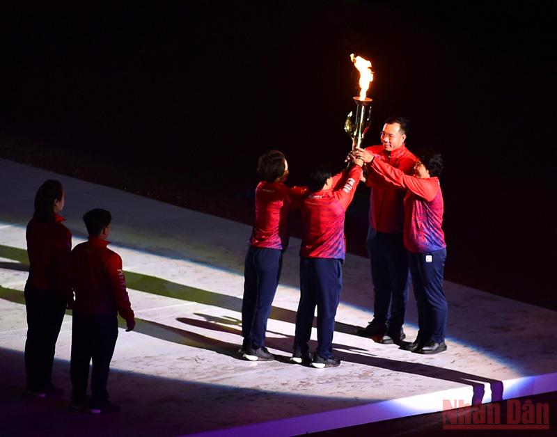 Lễ khai mạc SEA Games 31: Vì một Đông Nam Á mạnh mẽ hơn!