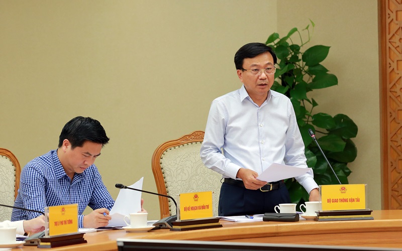 Hoàn thành sửa chữa 566 đường ngang có người gác trong năm 2024