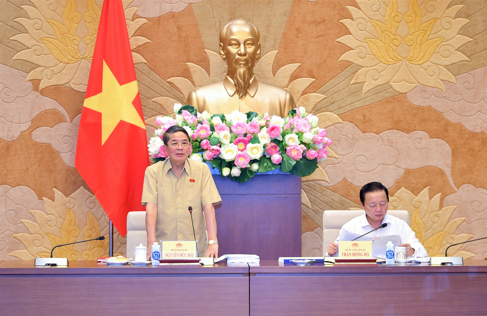 Phó Chủ tịch Quốc Hội Nguyễn Đức Hải, Phó Thủ tướng Chính phủ Trần Hồng Hà chủ trì làm việc về dự án Luật đất đai sửa đổi