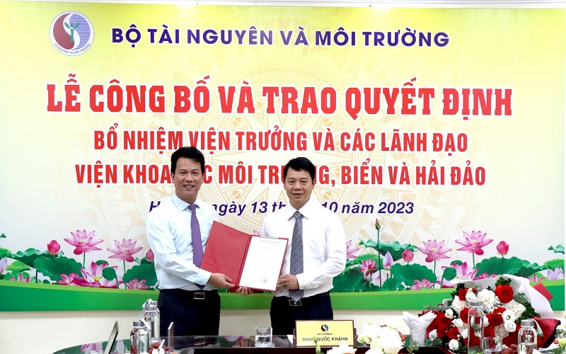 Bộ trưởng Đặng Quốc Khánh trao Quyết định bổ nhiệm Viện trưởng và các lãnh đạo Viện Khoa học Môi trường, biển và hải đảo
