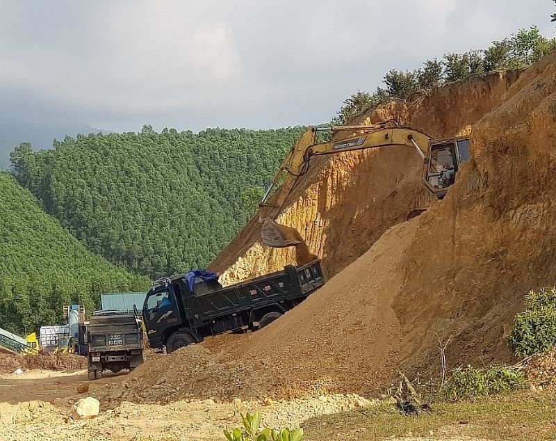 Đấu giá quyền khai thác khoáng sản địa chất: Công cụ hiệu quả để phân bổ tài nguyên một cách tối ưu