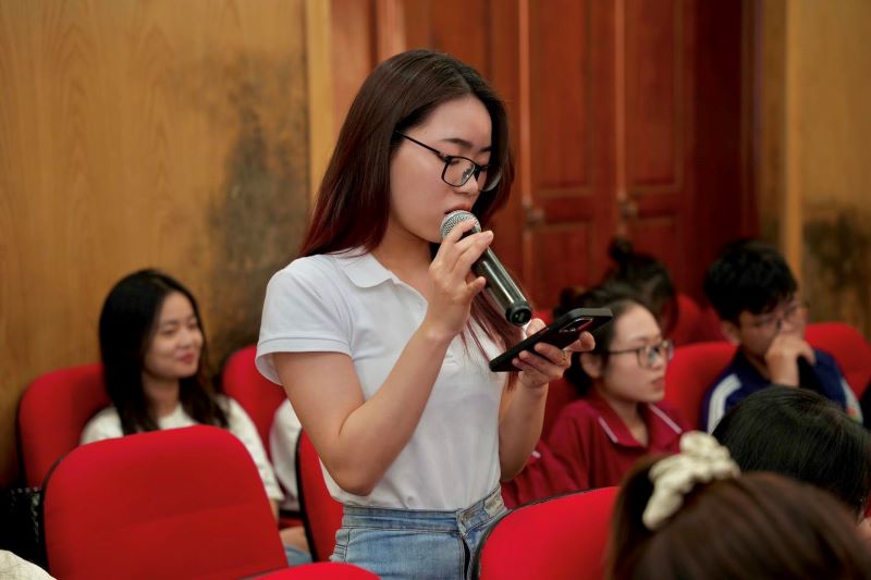 Đại học Tài nguyên và Môi trường Hà Nội: Tổ chức đối thoại giữa lãnh đạo với học viên, sinh viên năm 2023-2024