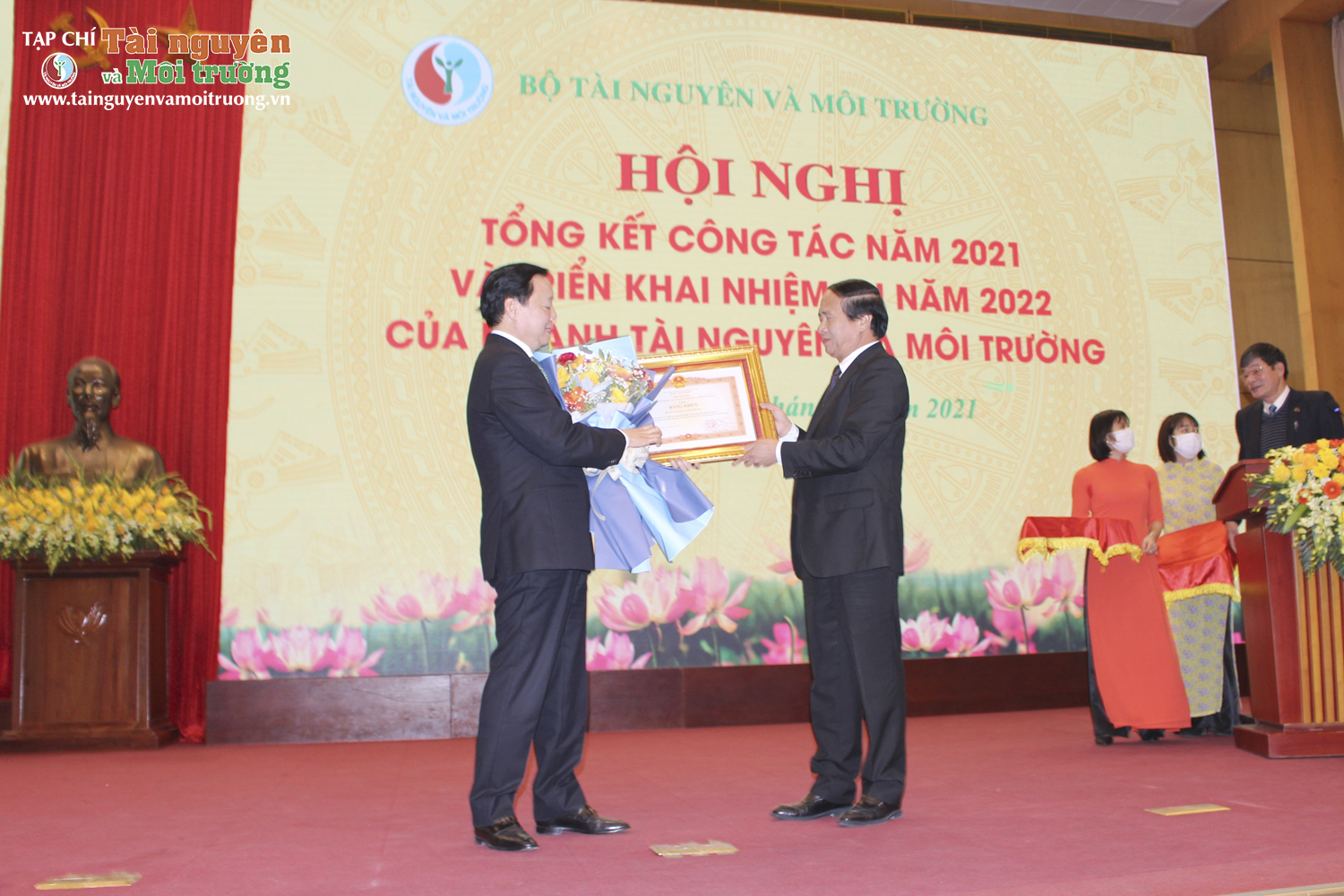 Bộ Tài nguyên và Môi trường tổ chức Hội nghị tổng kết công tác năm 2021 và triển khai nhiệm vụ năm 2022