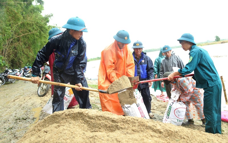 Cần có giải pháp khoa học hạn chế sạt lở cửa sông Vu Gia - Thu Bồn, tỉnh Quảng Nam