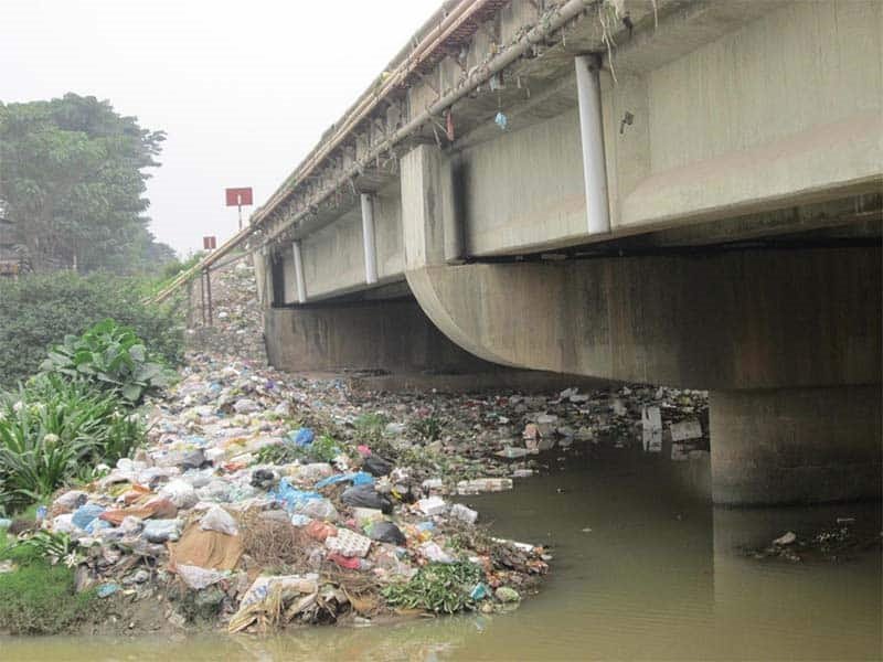Đến không mang theo nhựa, đi để lại yêu thương