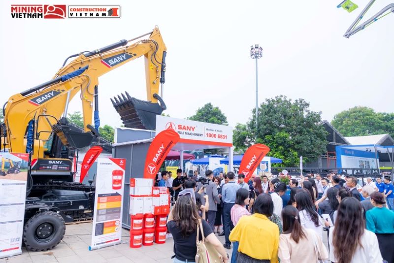 Khai mạc Triển lãm Quốc tế lần thứ 6 về Công nghiệp Khai thác, Khôi phục Tài nguyên Khoáng sản và Xây dựng Việt Nam