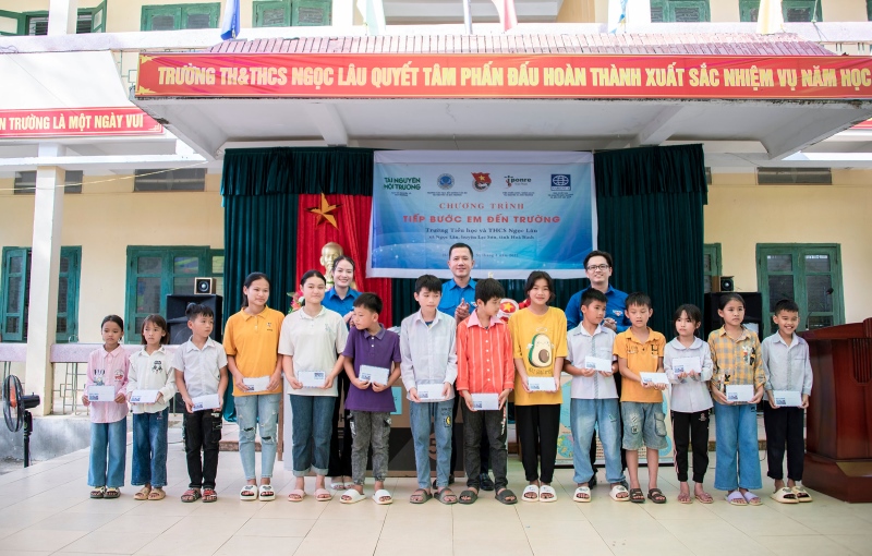 Sức trẻ thanh niên Bộ Tài nguyên và Môi trường: Tràn căng nhựa sống!
