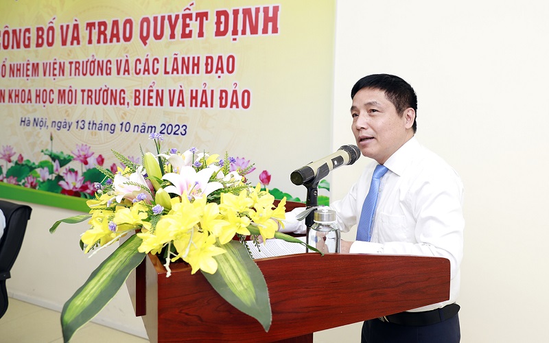 Bộ trưởng Đặng Quốc Khánh trao Quyết định bổ nhiệm Viện trưởng và các lãnh đạo Viện Khoa học Môi trường, biển và hải đảo