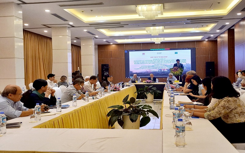 Bàn các giải pháp giảm thiểu tác động của đốt lộ thiên và sử dụng hóa chất bảo vệ thực vật