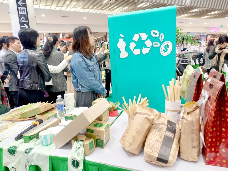 Ông Nguyễn Trung Thắng: Giải quyết rác thải nhựa bắt đầu bằng ý thức tiêu dùng “xanh”