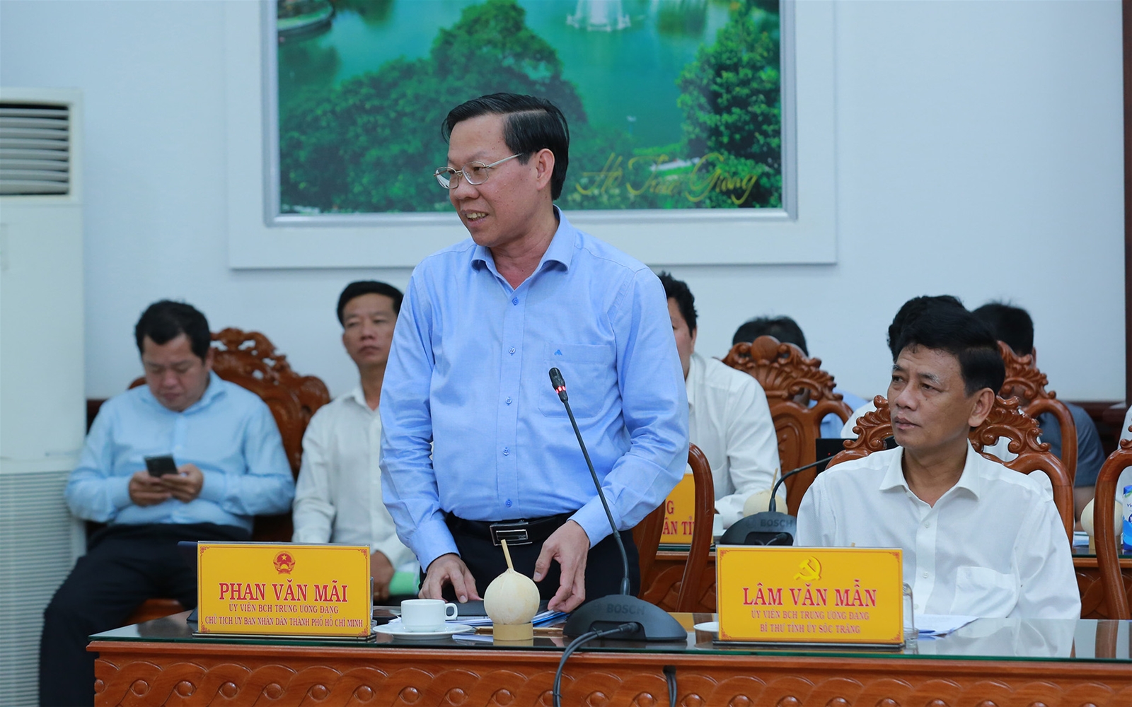 Gỡ khó về cát san lấp: 'Bàn để quyết chứ không bàn để đấy'