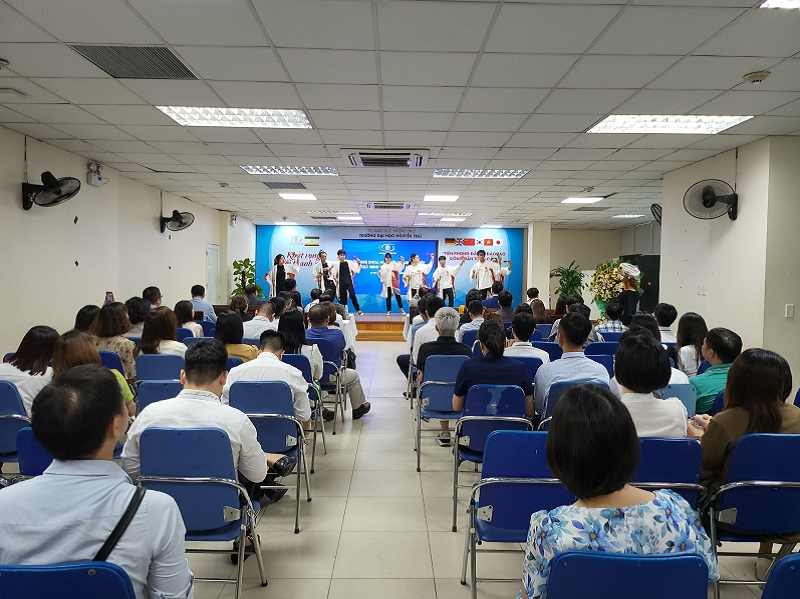 Hội nghị Khoa học với Doanh nghiệp về đào tạo định hướng nghề nghiệp năm 2023