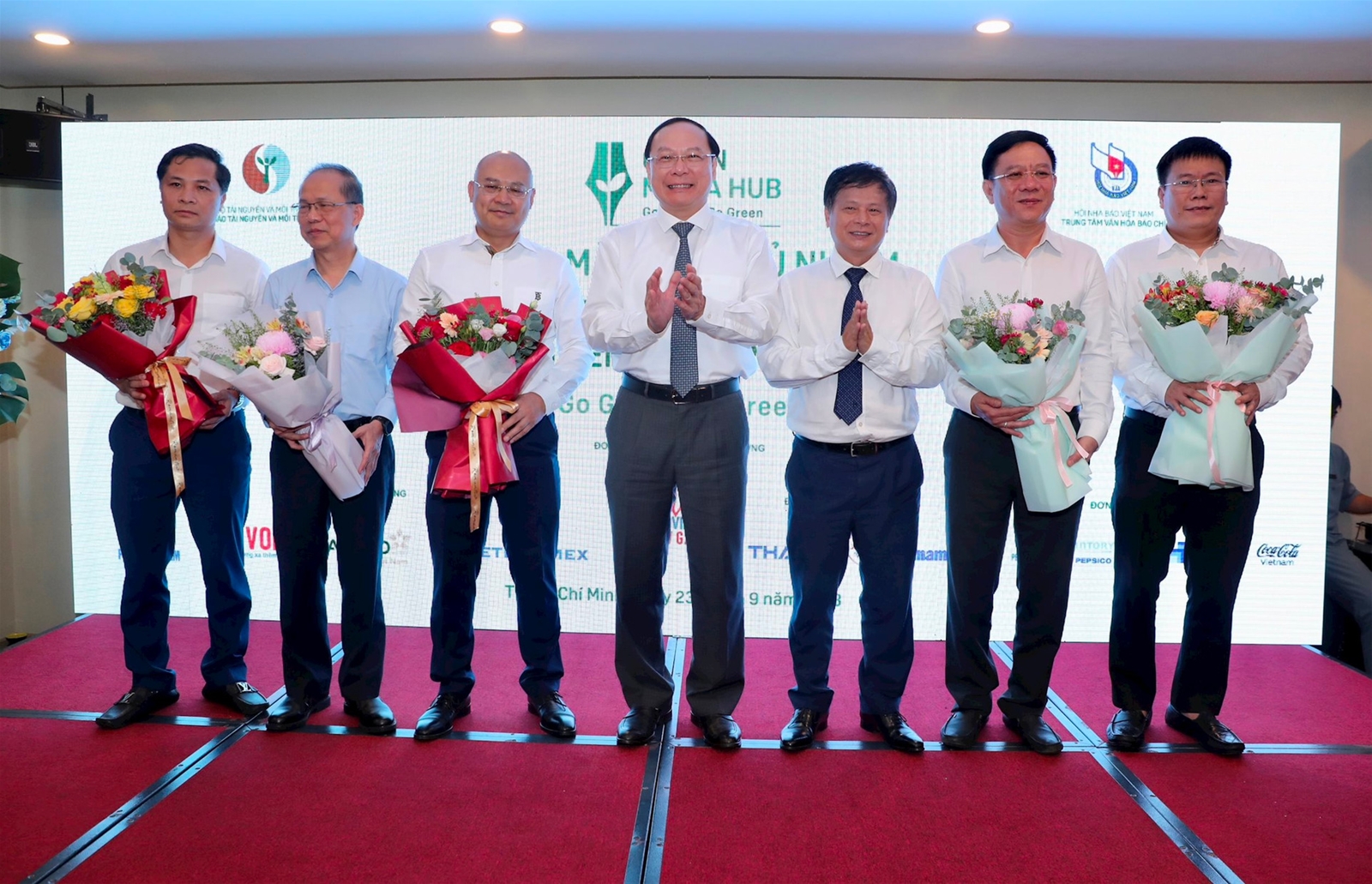 Thứ trưởng Bộ TN&MT Lê Công Thành dự Lễ ra mắt Ban Chủ nhiệm CLB Báo chí Phát triển Xanh hướng đến Net Zero Carbon