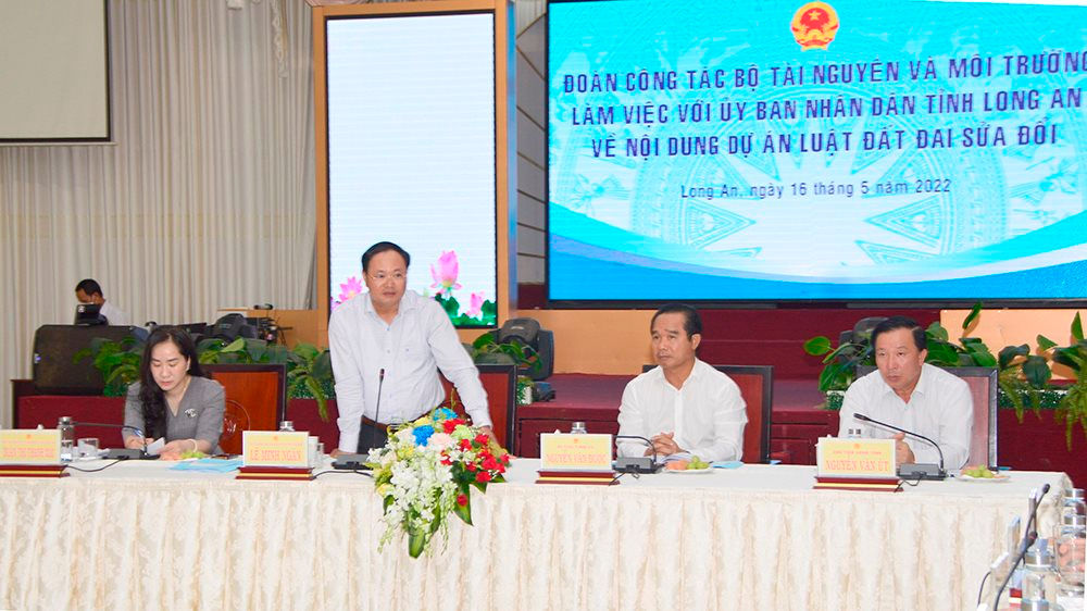 Bộ TN&MT làm việc với tỉnh Long An về dự án Luật Đất đai sửa đổi