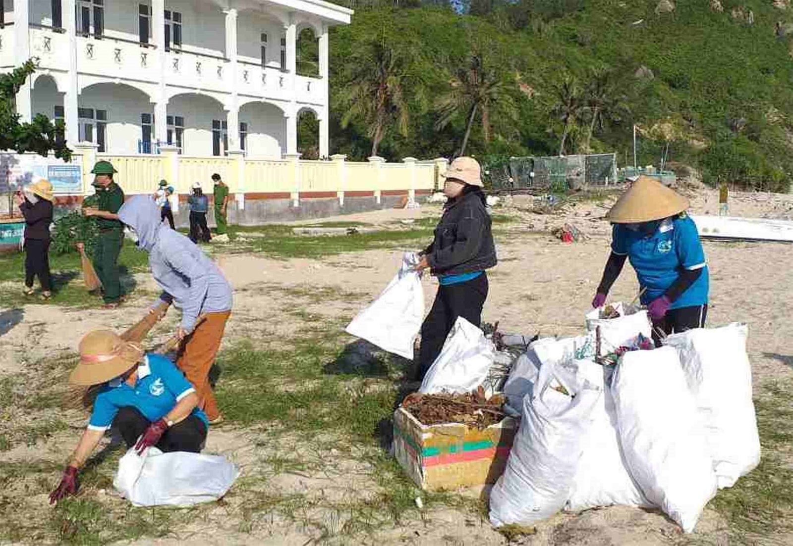 Bình Định: Bảo vệ môi trường là nhiệm vụ quan trọng, mang tính cấp bách