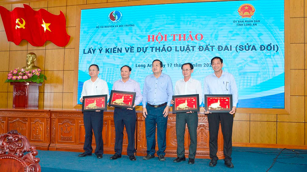 Bộ TN&MT lấy ý kiến 10 tỉnh, thành phía Nam về dự thảo Luật Đất đai (sửa đổi)