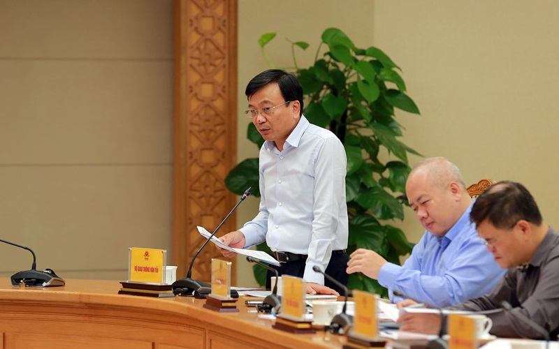 Khẩn trương hoàn thành nghiên cứu tiền khả thi tuyến đường sắt Lào Cai-Hà Nội-Hải Phòng